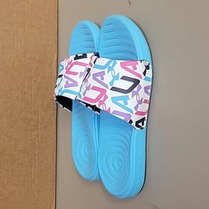 Under Armor youth size 4 girl